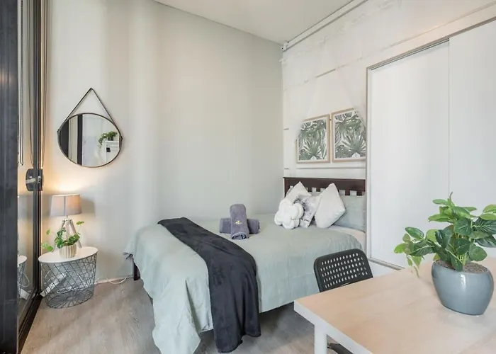 2Br Apt In Hurstville 1Min To Train Station Sleep 8
