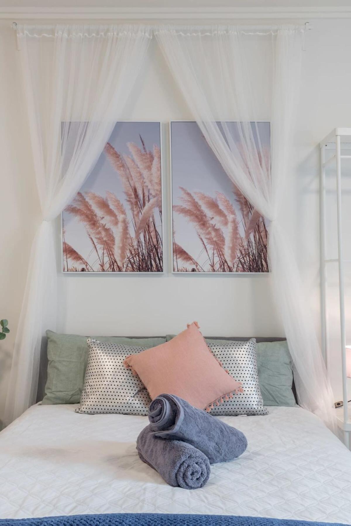 Apartment 2br In Hurstville 1min To Train Station Sleep 8 *