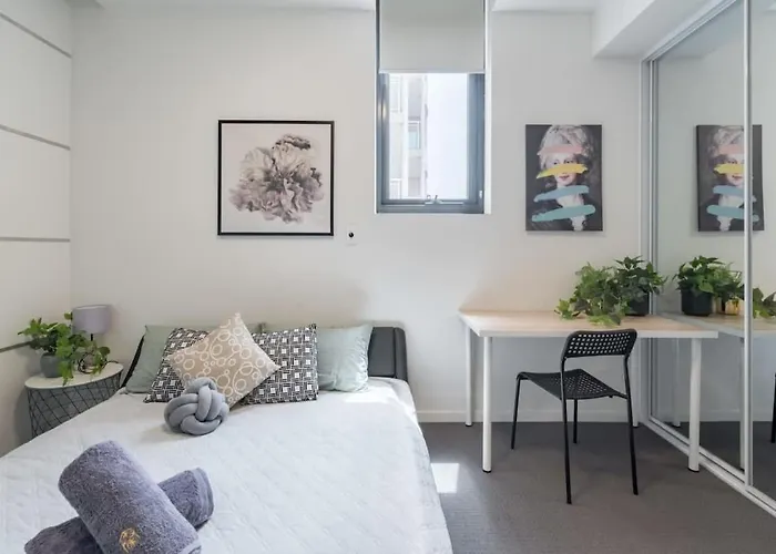 2Br Apt In Hurstville 1Min To Train Station Sleep 8